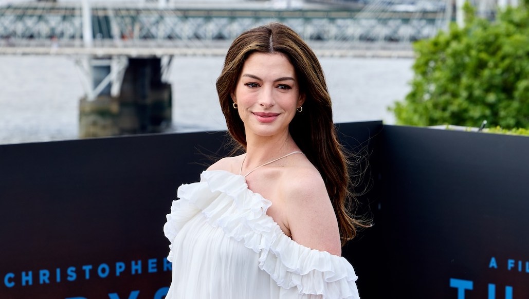 Pregnant Anne Hathaway Reveals Whether She'll Share Sex of Baby No. 3