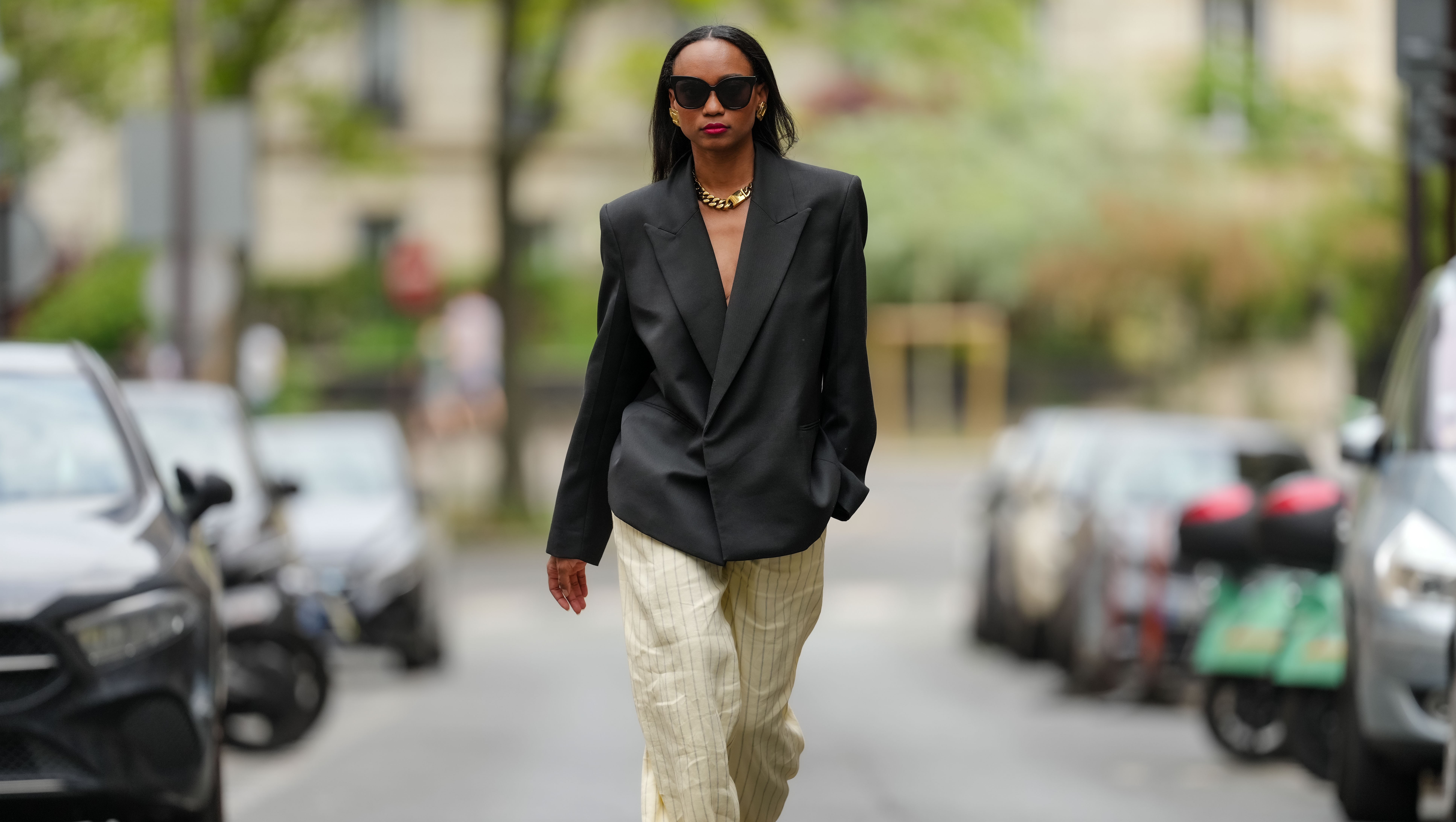 Calling All Petites! These Comfy Pants Lengthen Short Legs by Literal Inches