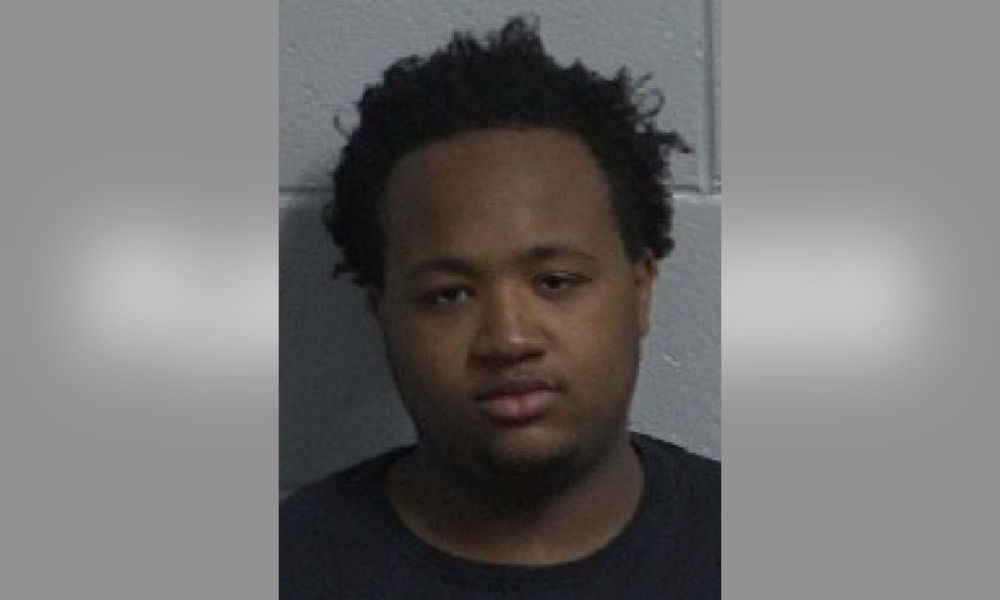 Bound Teen Escapes Alleged Kidnapper, Helps Save Other Girl, Says Deputies