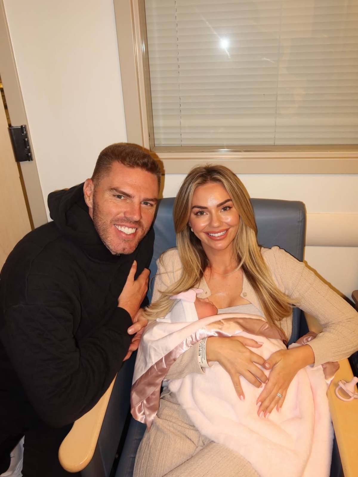Dodgers’ Freddie Freeman and Wife Chelsea Welcome Baby No. 4 Via Surrogate