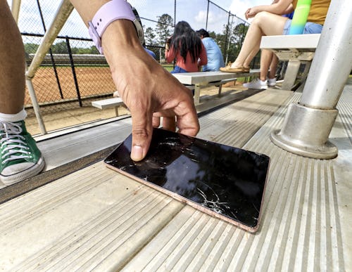 PSA: Verizon Mobile Protect Open Enrollment Ends Soon — Here’s Why Families Should Enroll