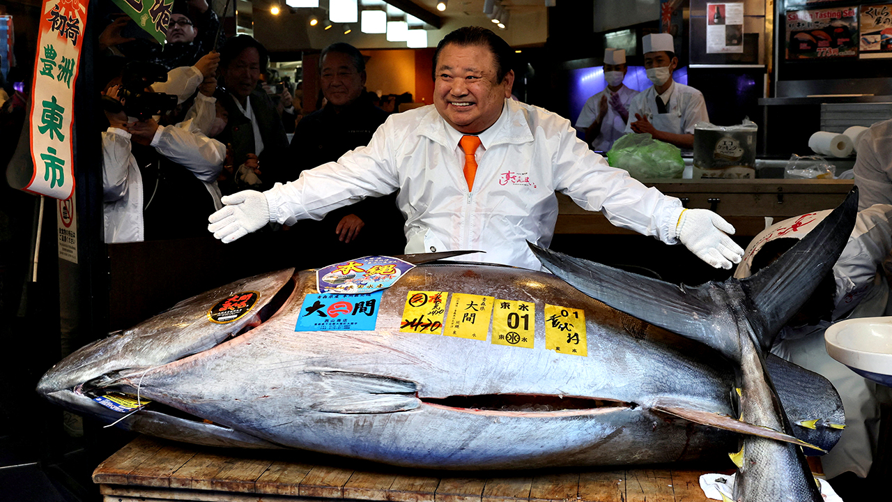Sushi chain owner pays $3.2M for massive bluefin tuna
