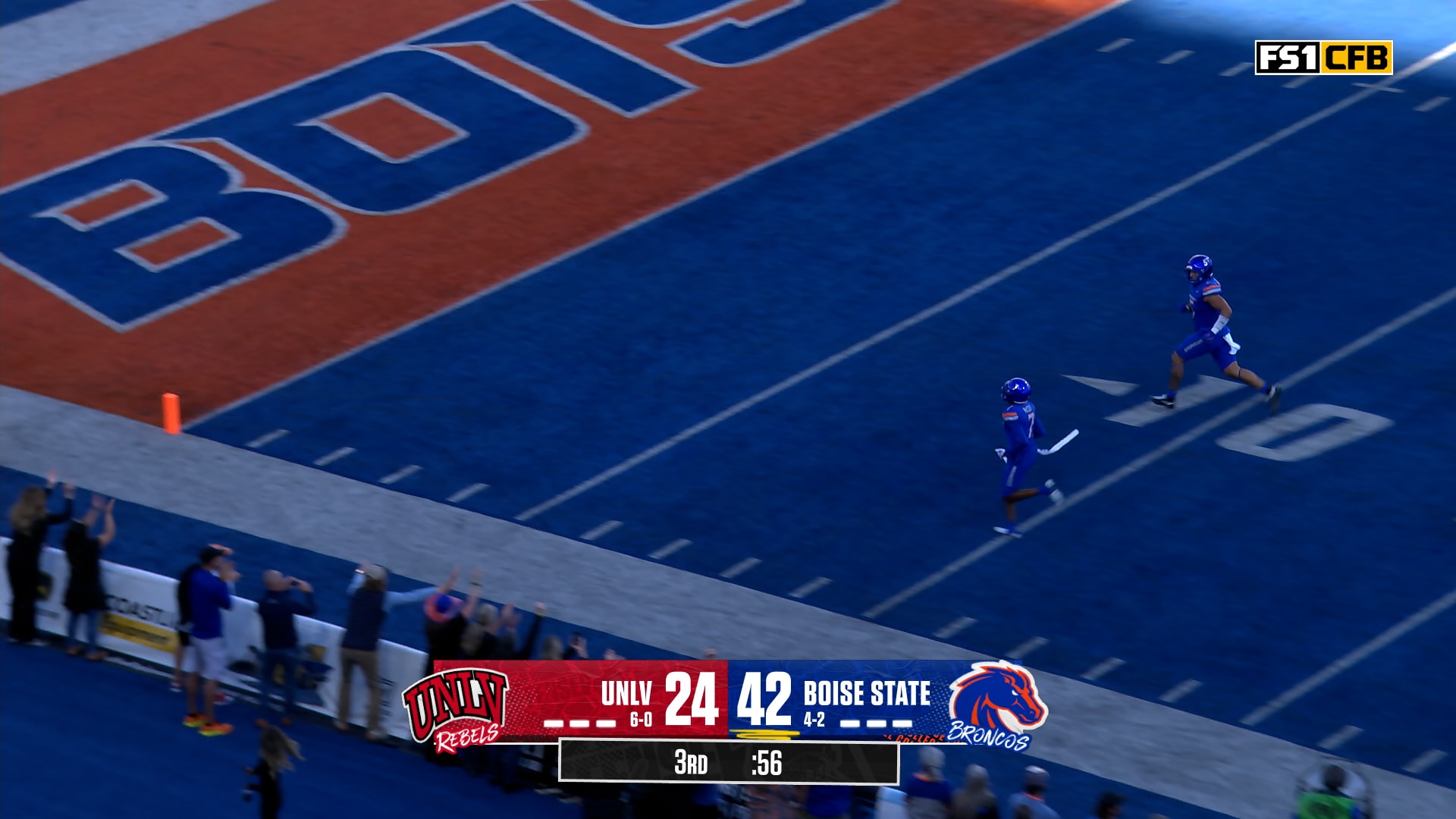 Boise State's A'Marion McCoy makes interception and returns it for TD, extending lead over UNLV