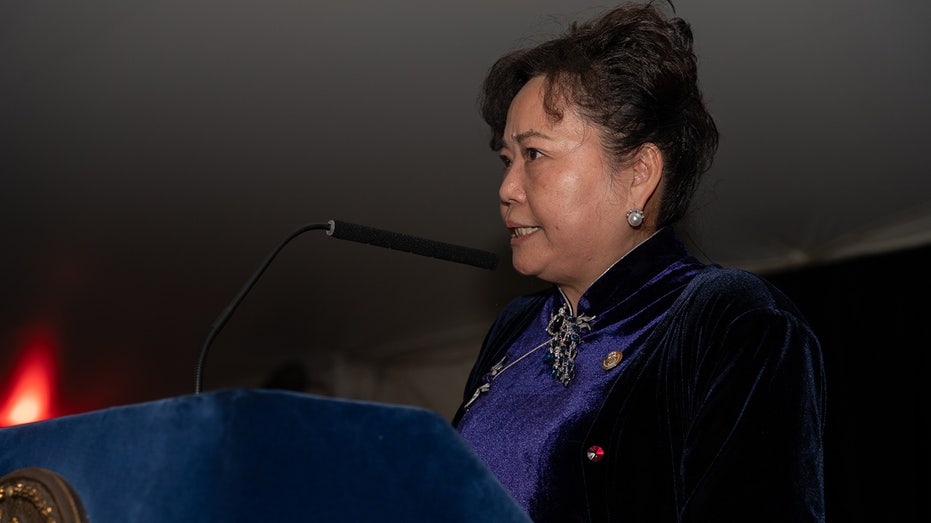 Ex-Adams aide allegedly tried to give reporter a wad of cash hidden in a potato chip bag