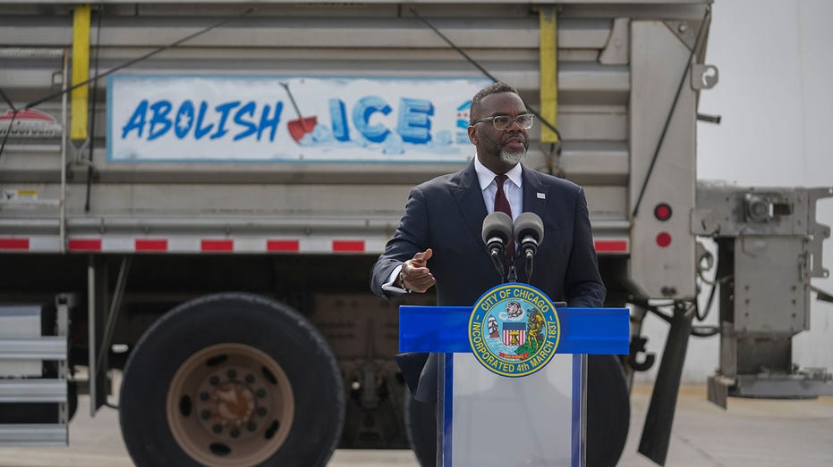 Chicago Mayor Johnson unveils 'Abolish ICE' snowplow days after student allegedly murdered by illegal migrant
