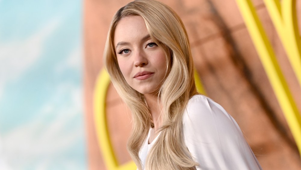 Every Product Sydney Sweeney Used on Her Glossy Red Carpet Waves