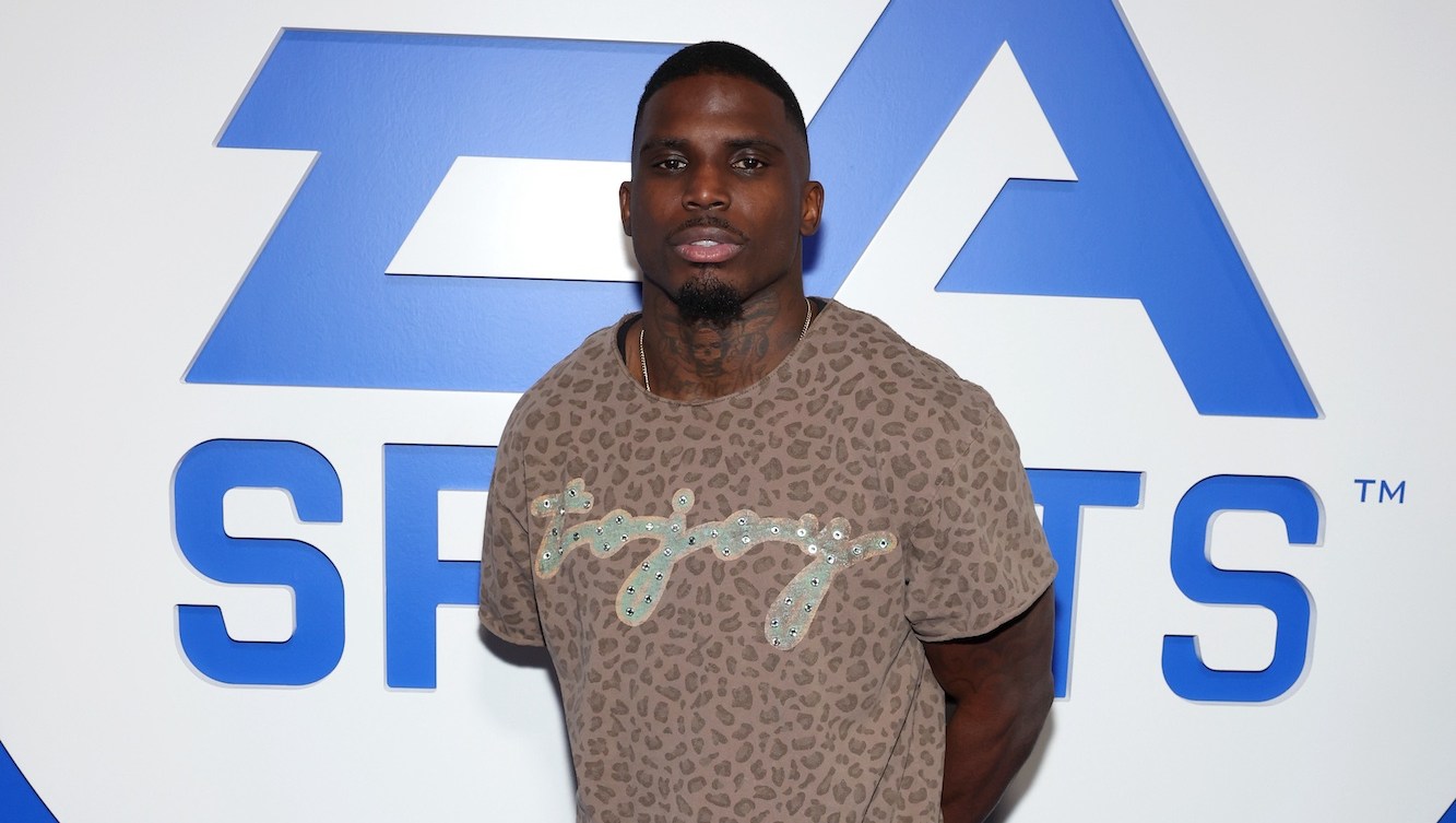 Tyreek Hill Accused of Breaking OnlyFans Model’s Leg After She ‘Humiliated’ Him