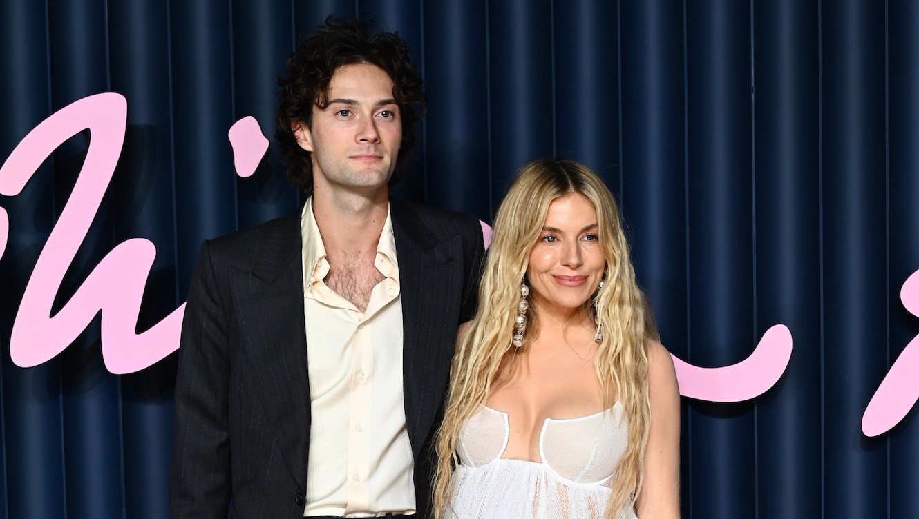 Sienna Miller Gives Birth to 3rd Baby, Her 2nd With BF Oli Green