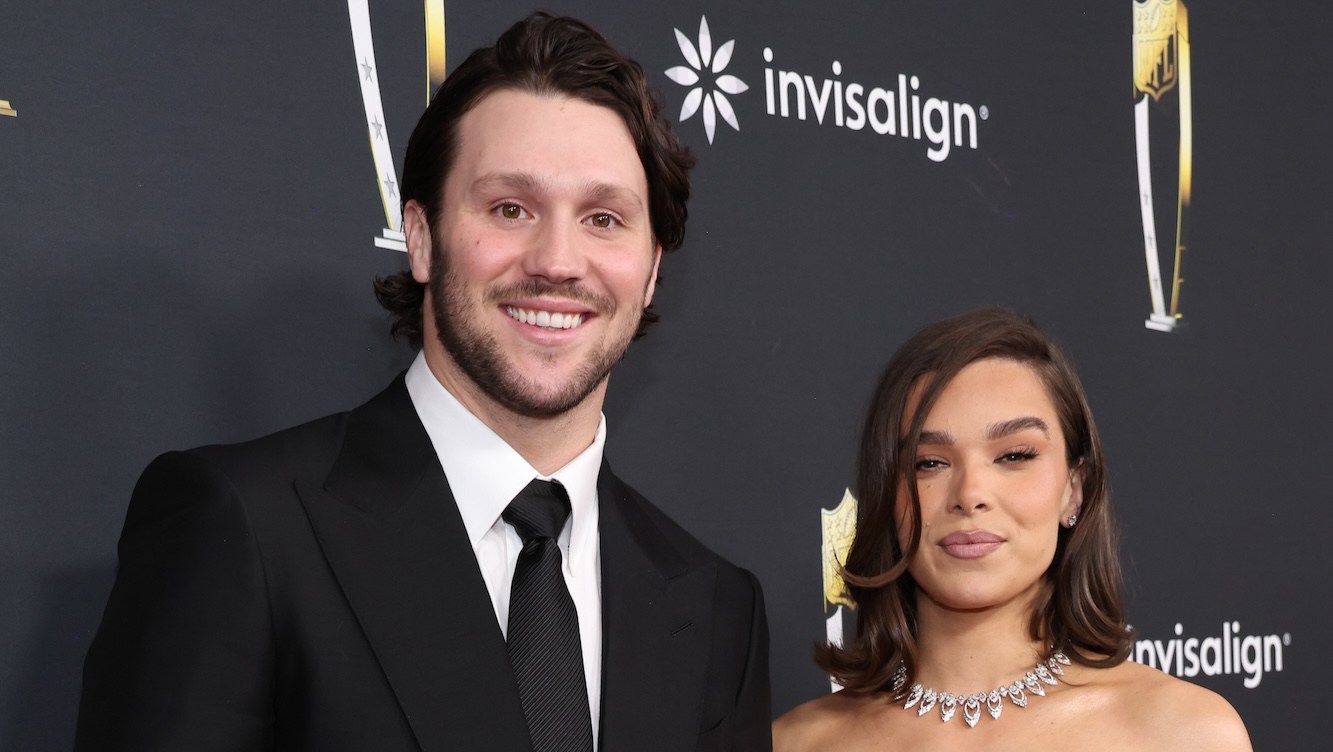 Josh Allen’s Touchdown Celebrated With Wife Hailee Steinfeld's 'Love Myself'