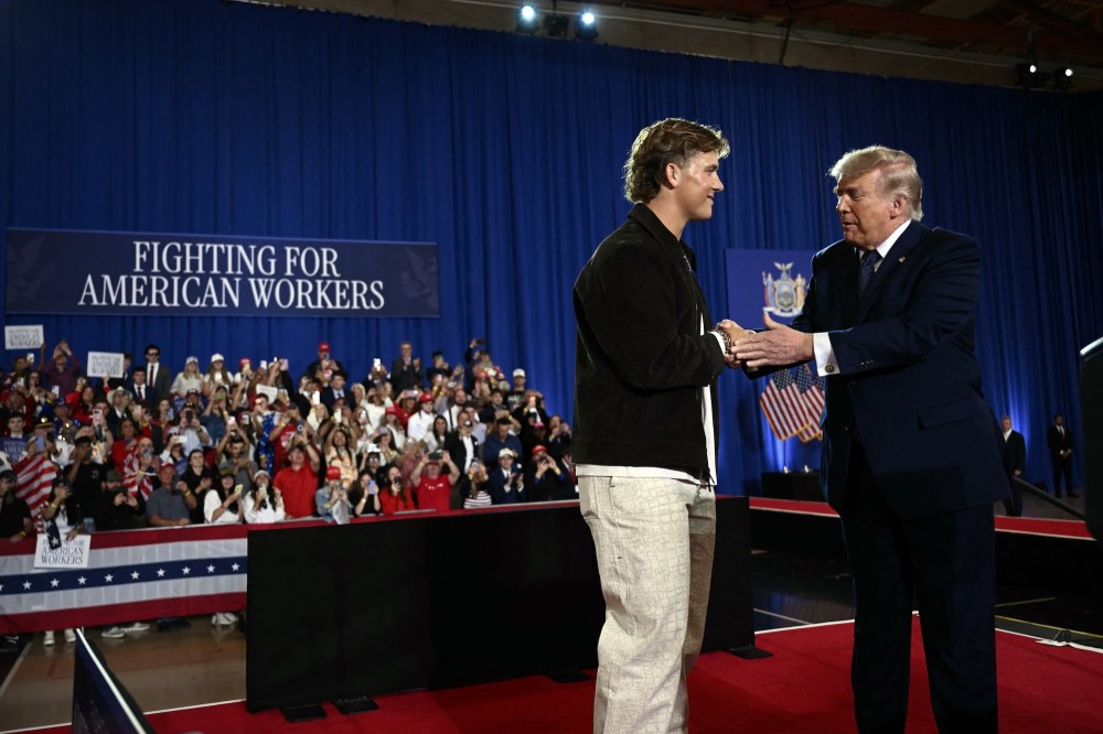 Giants' Jaxson Dart Receives Backlash for Introducing Donald Trump at Rally