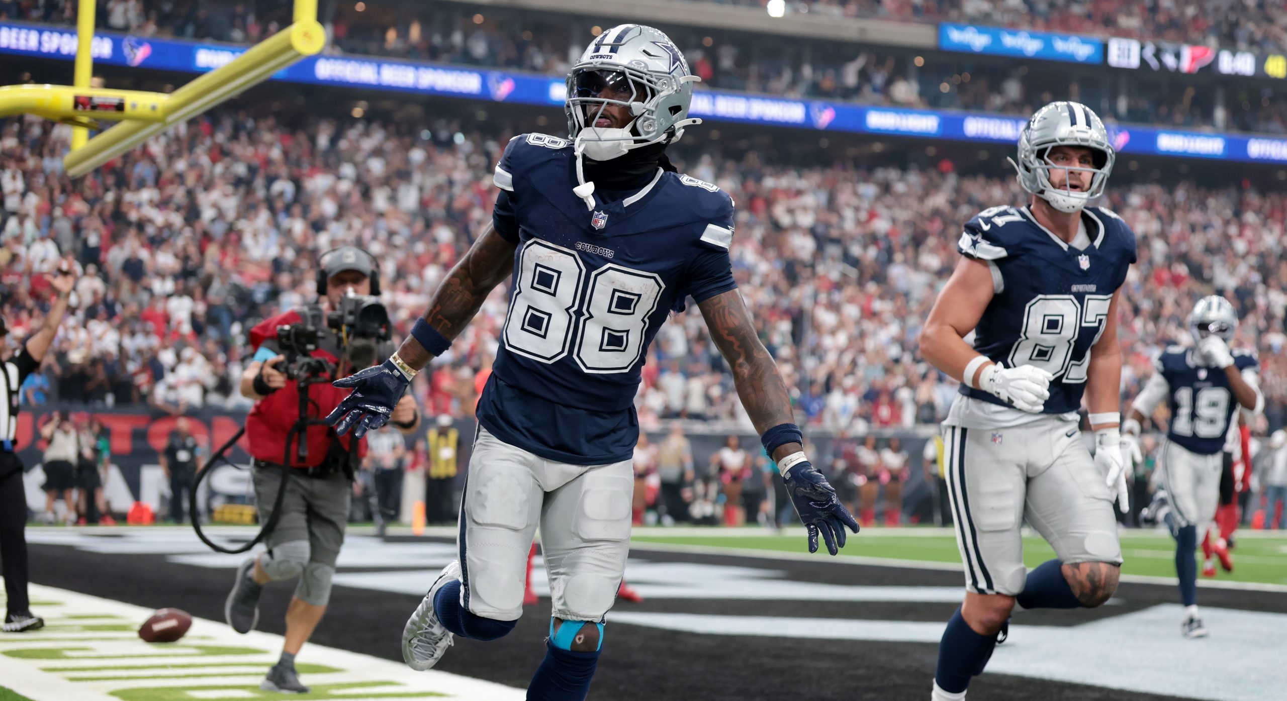 BetMGM Bonus Code FOXSPORTS Unlocks $1500 First Bet Protection on Thursday Night Football, Bucs vs. Cowboys