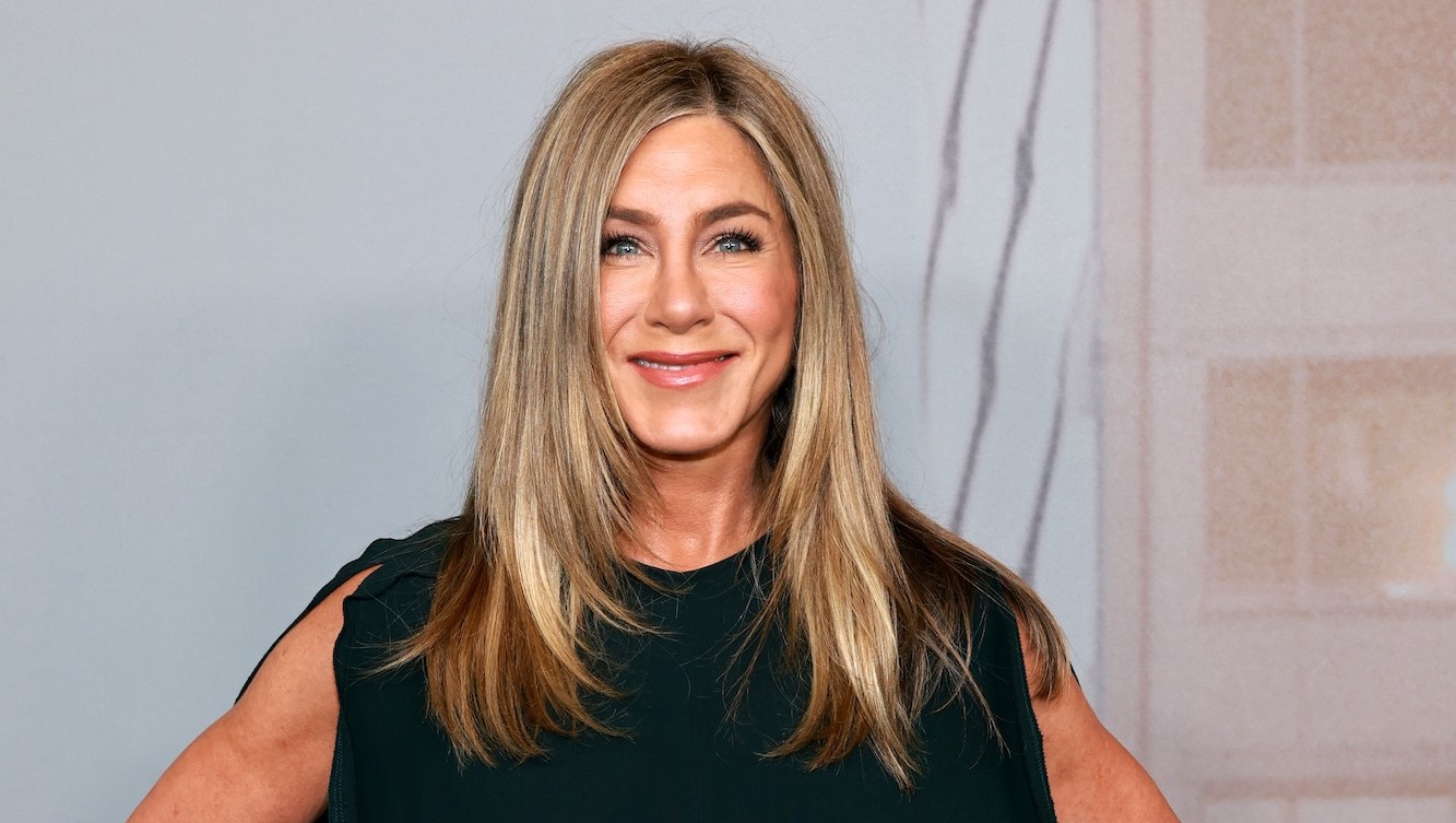 Jennifer Aniston and Other Stars Reveal the Dry Eye Symptoms They Ignored