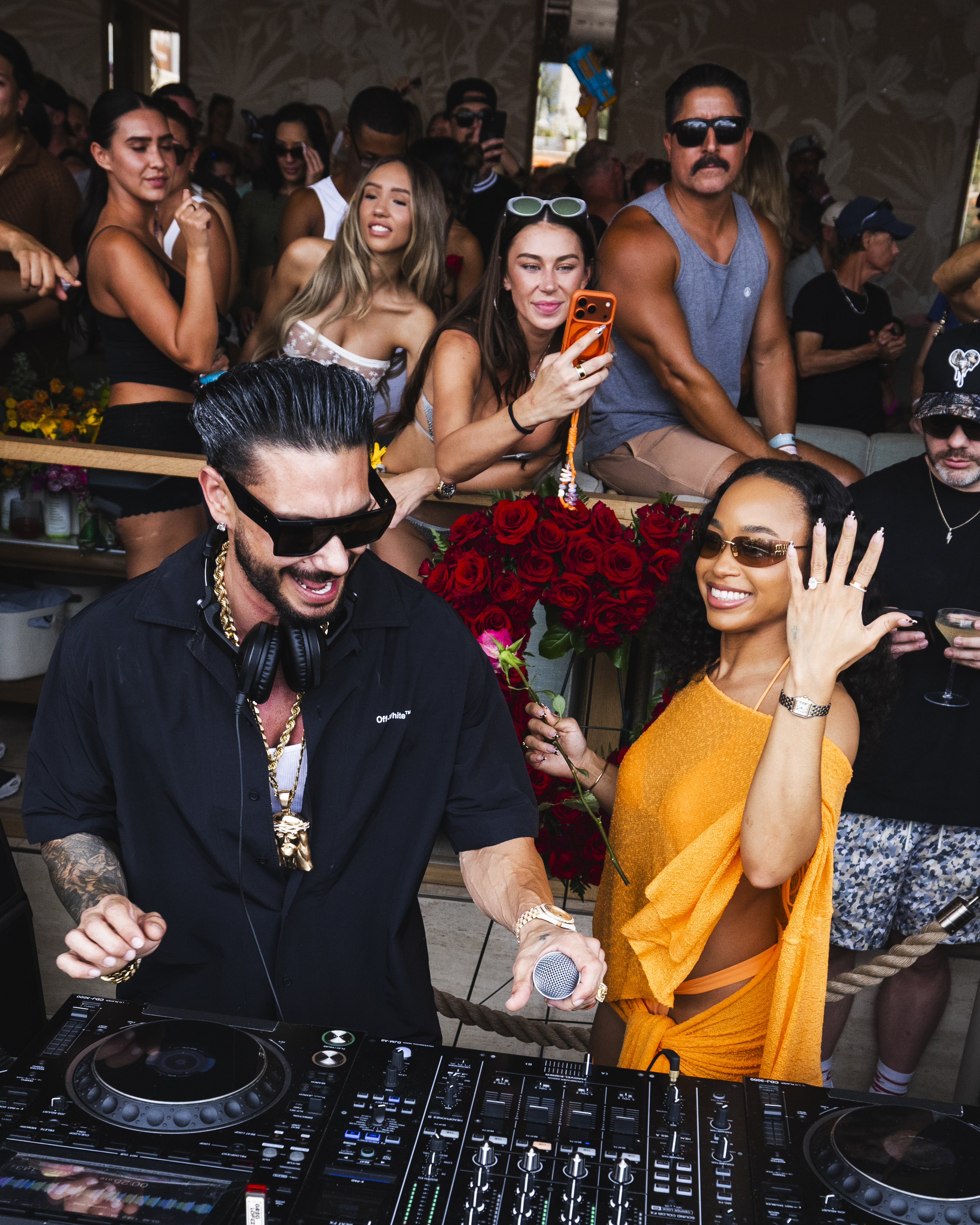 ‘Jersey Shore’ Alum DJ Pauly D Is Engaged to Influencer Nikki Hall