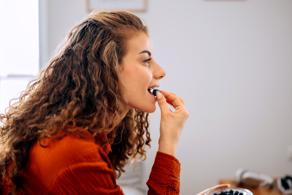 Can't Sleep? These 2-In-1 Gummies Help Your Body Relax and Unwind