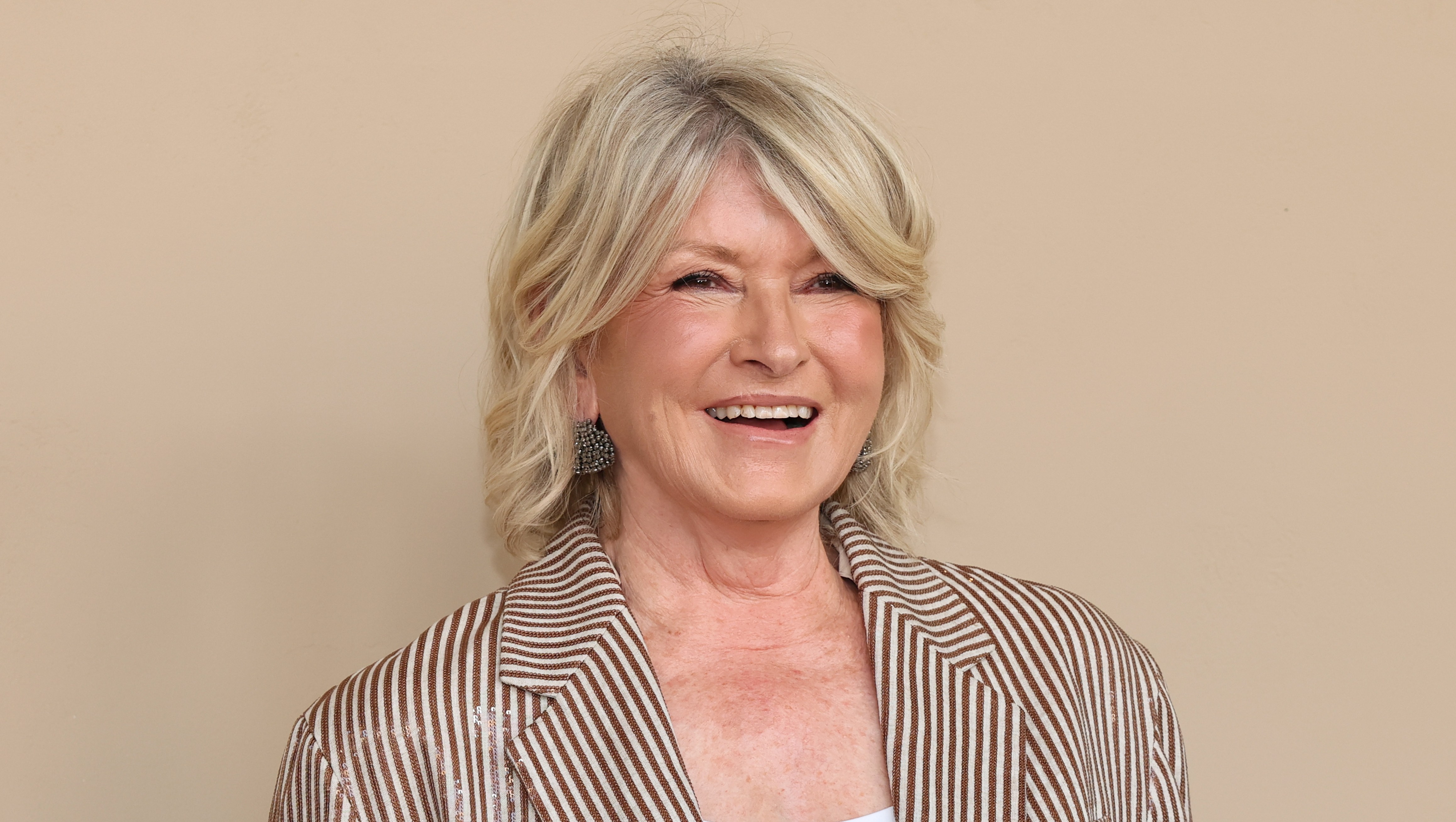 Martha Stewart's Fall Lounge Set Look Is the Ultimate Rich Mom Uniform