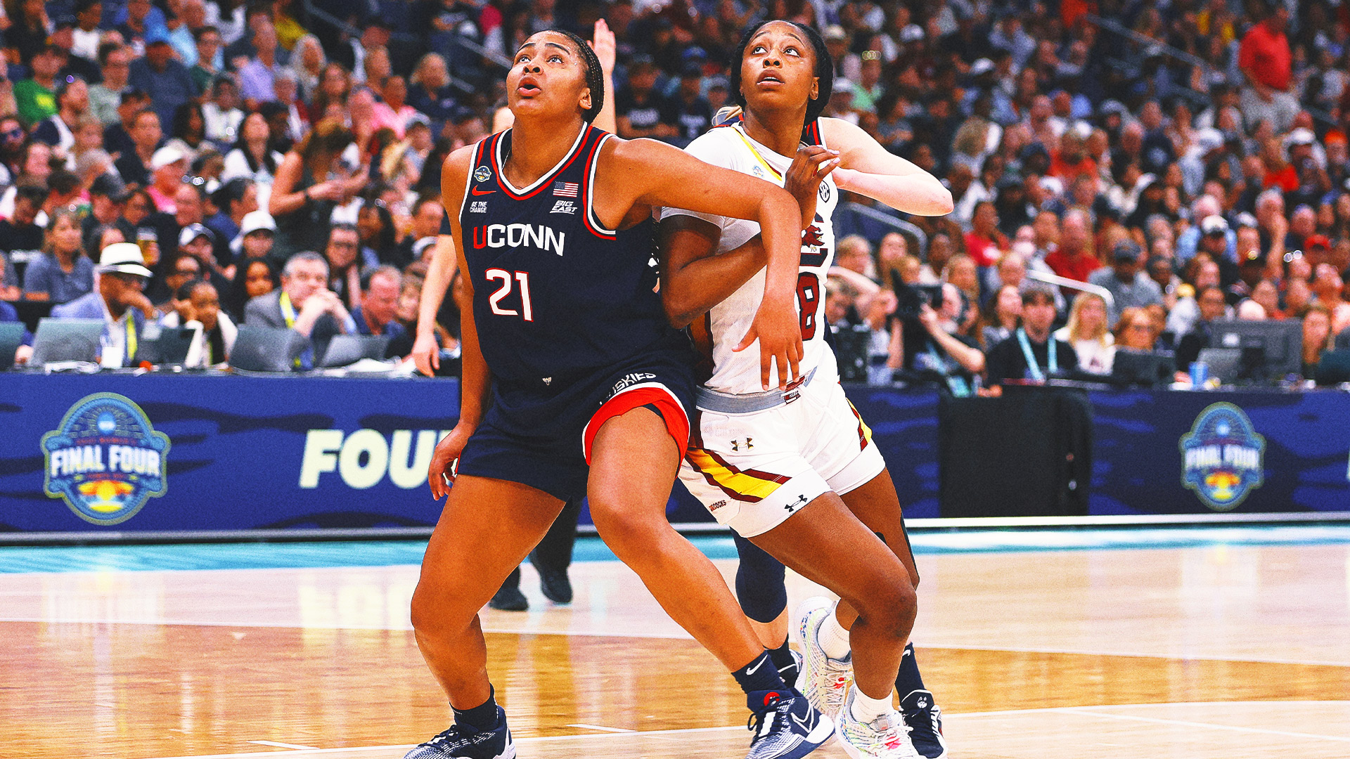 UConn, South Carolina Scheduled to Face Off in Hall of Fame Women's Showcase