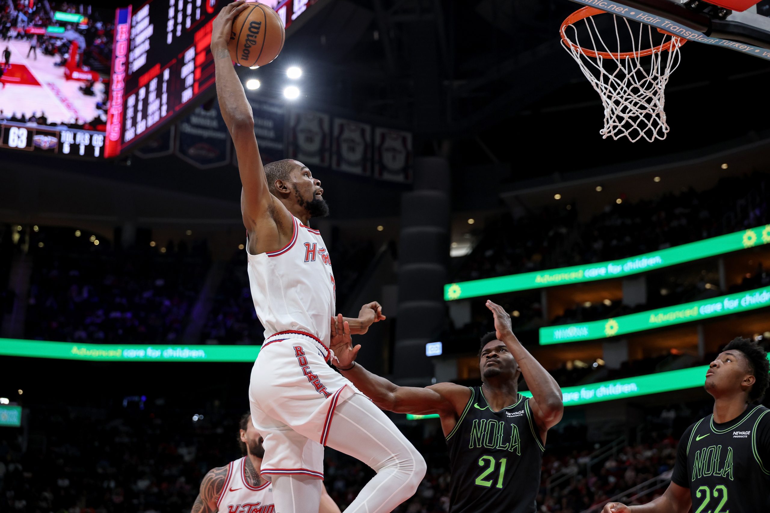 theScore Bet Promo Code: Unlocks $100 in Bonuses When Betting on Tonight's NBA and NHL Action