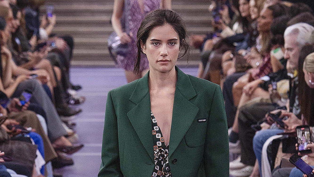 John Travolta’s Daughter Ella Bleu Wows in Paris Fashion Week Runway Debut