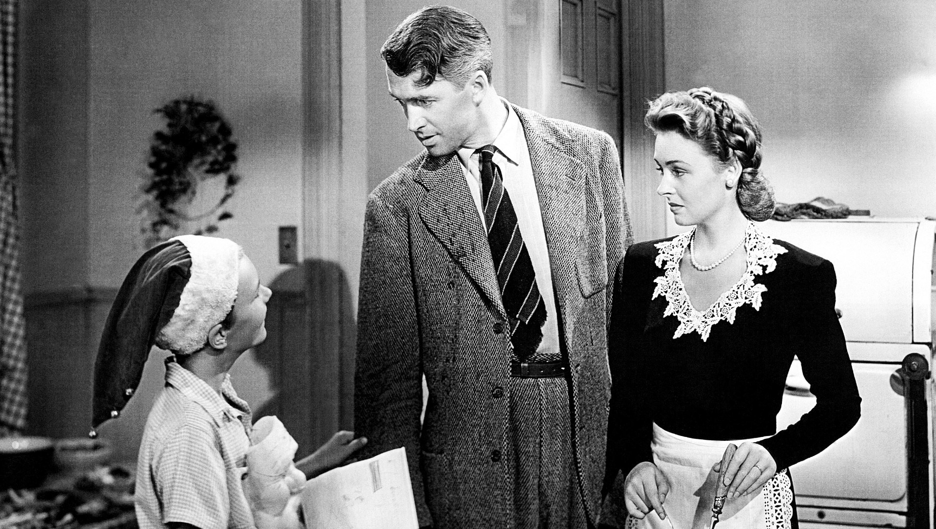 9 Best Classic Movies on Prime Video (November 2025): 'It's a Wonderful Life' and More