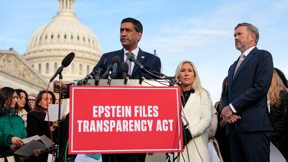 Khanna, Massie, Greene urge Senate to pass Epstein bill unchanged, warn of ‘reckoning’