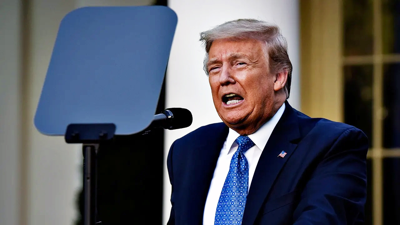 Trump teleprompter operator ordered to pay nearly $173K over Kalshi bets on speeches
