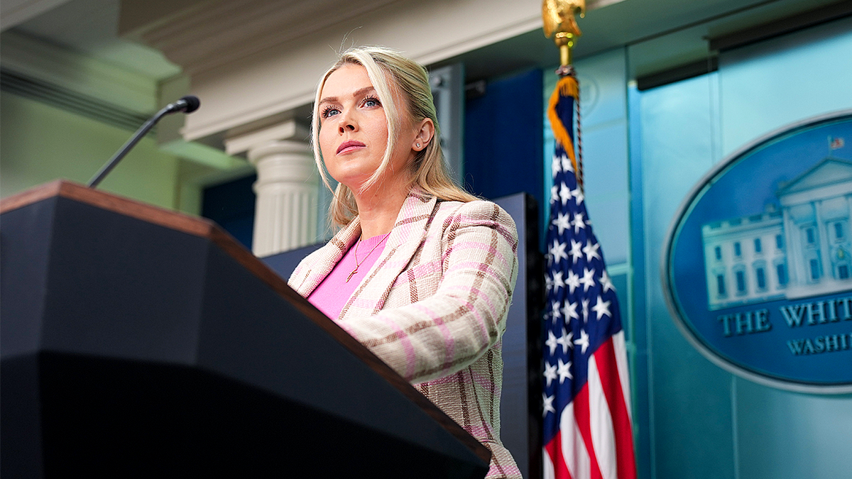 White House warns Iran against balking at deal: Trump ready to 'unleash hell'