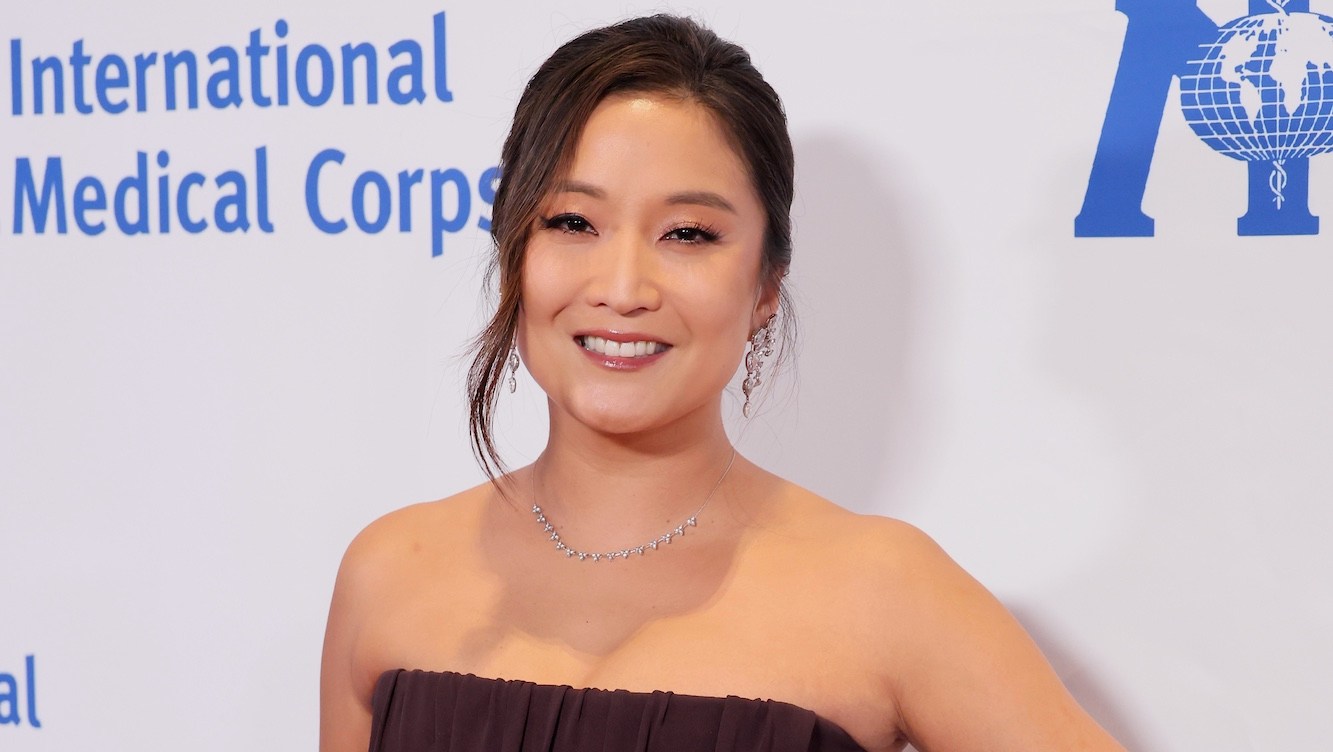 ‘Emily in Paris’ Star Ashley Park Narrowly Averts Wardrobe Malfunction