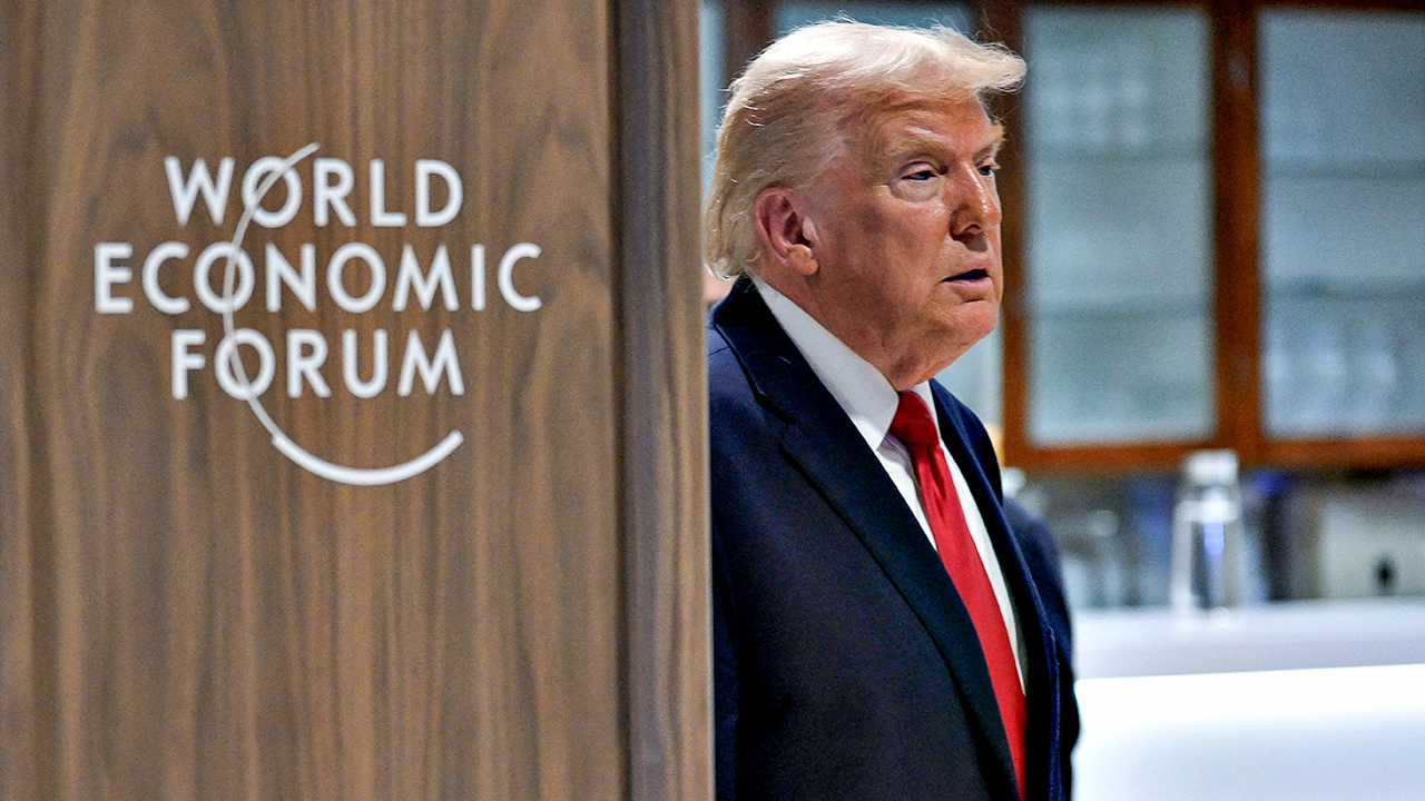 European Parliament halts work on US trade deal in response to Trump Greenland push