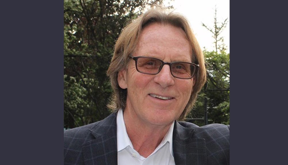 CEO and 2 Daughters Shot, Wife Attacked With Hammer in 'Violent' Home Invasion