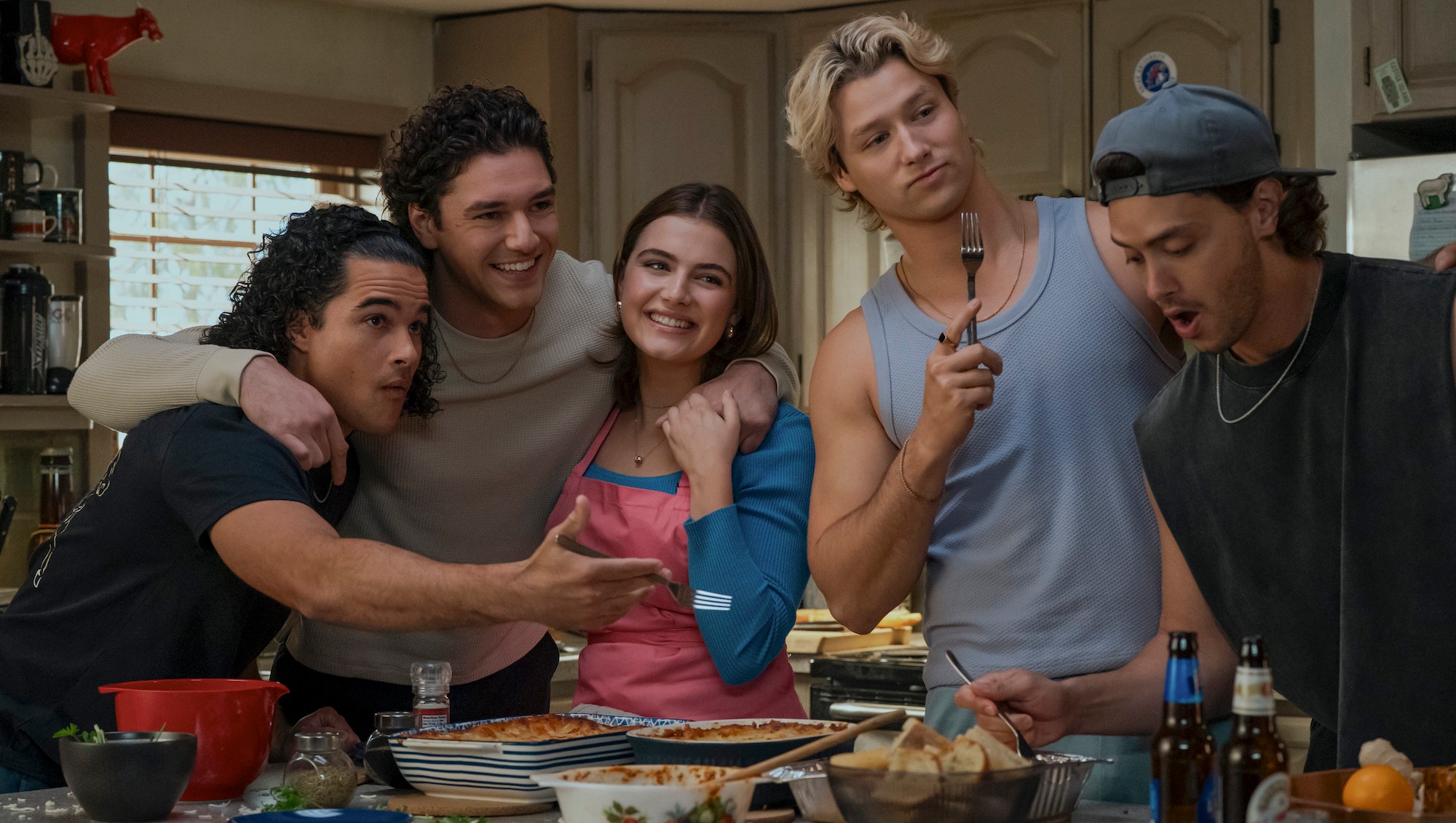 'Off Campus' Creator Teases Major Season 2 Change After Surprise Cast Exit