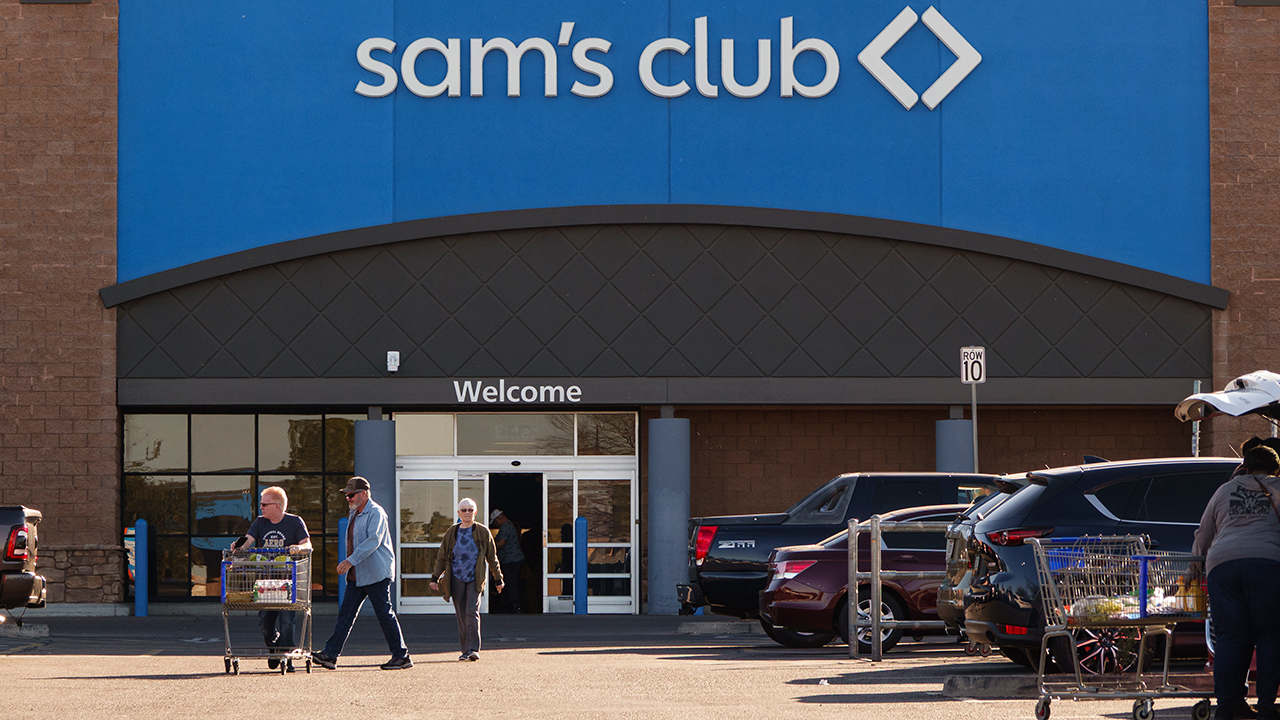 Sam’s Club expands Thanksgiving meal, keeping cost under $10 a person as inflation weighs on consumers