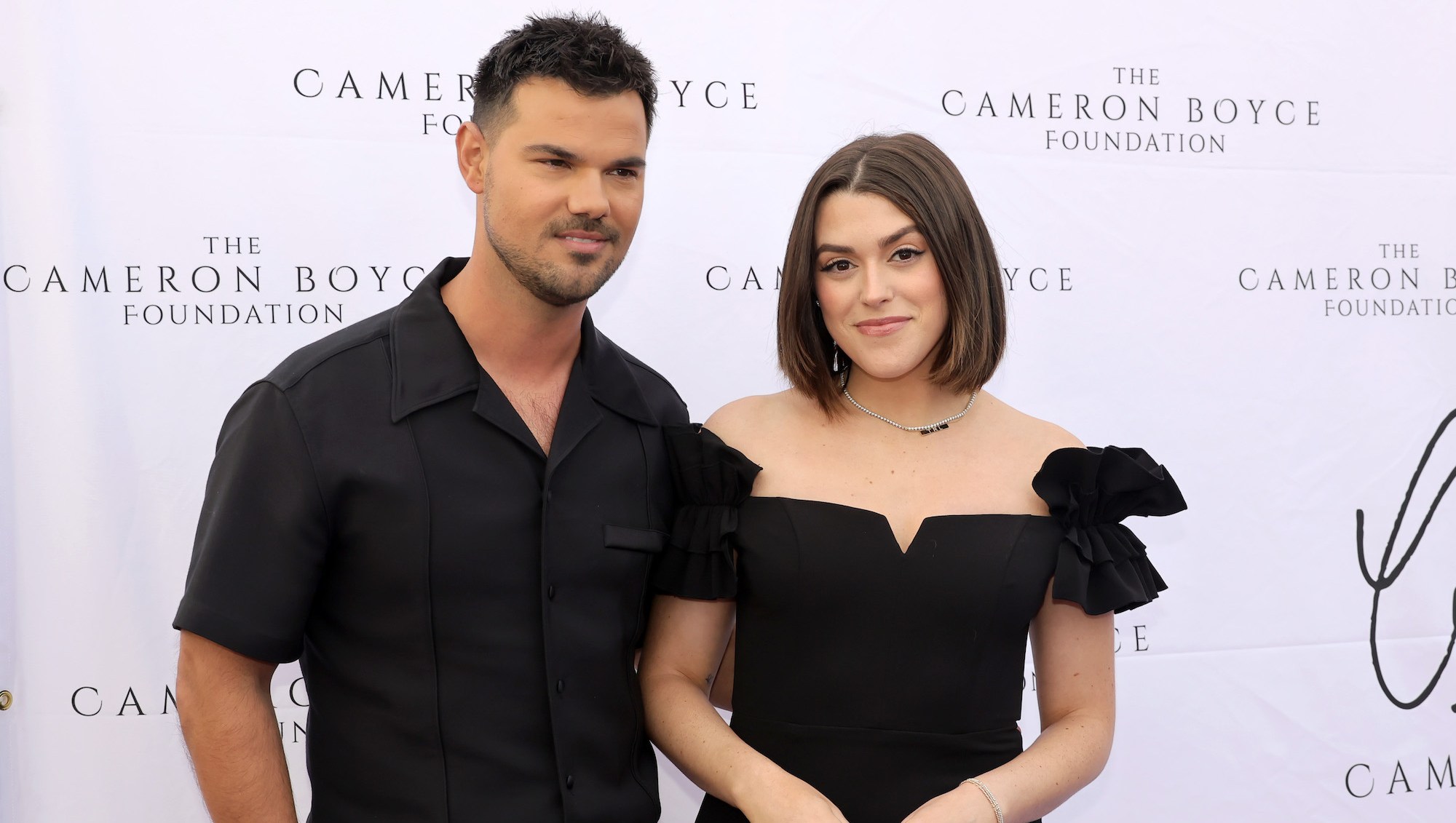 Taylor Lautner's Pregnant Wife Jokes He's 'Enjoying' Her New Double-D Boobs
