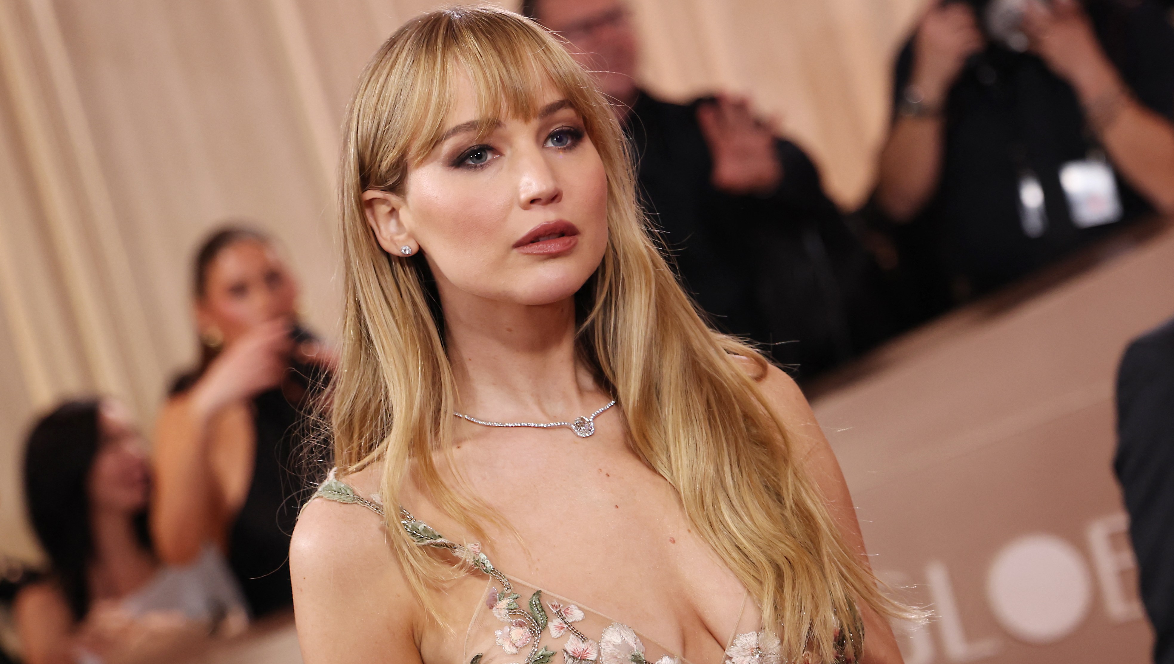 Jennifer Lawrence Declared It's Officially Ugg Season — Get Her Exact Mini Boots