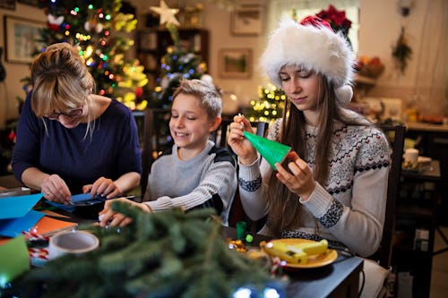 11 Christmas Crafts For Big Kids &amp; Teens