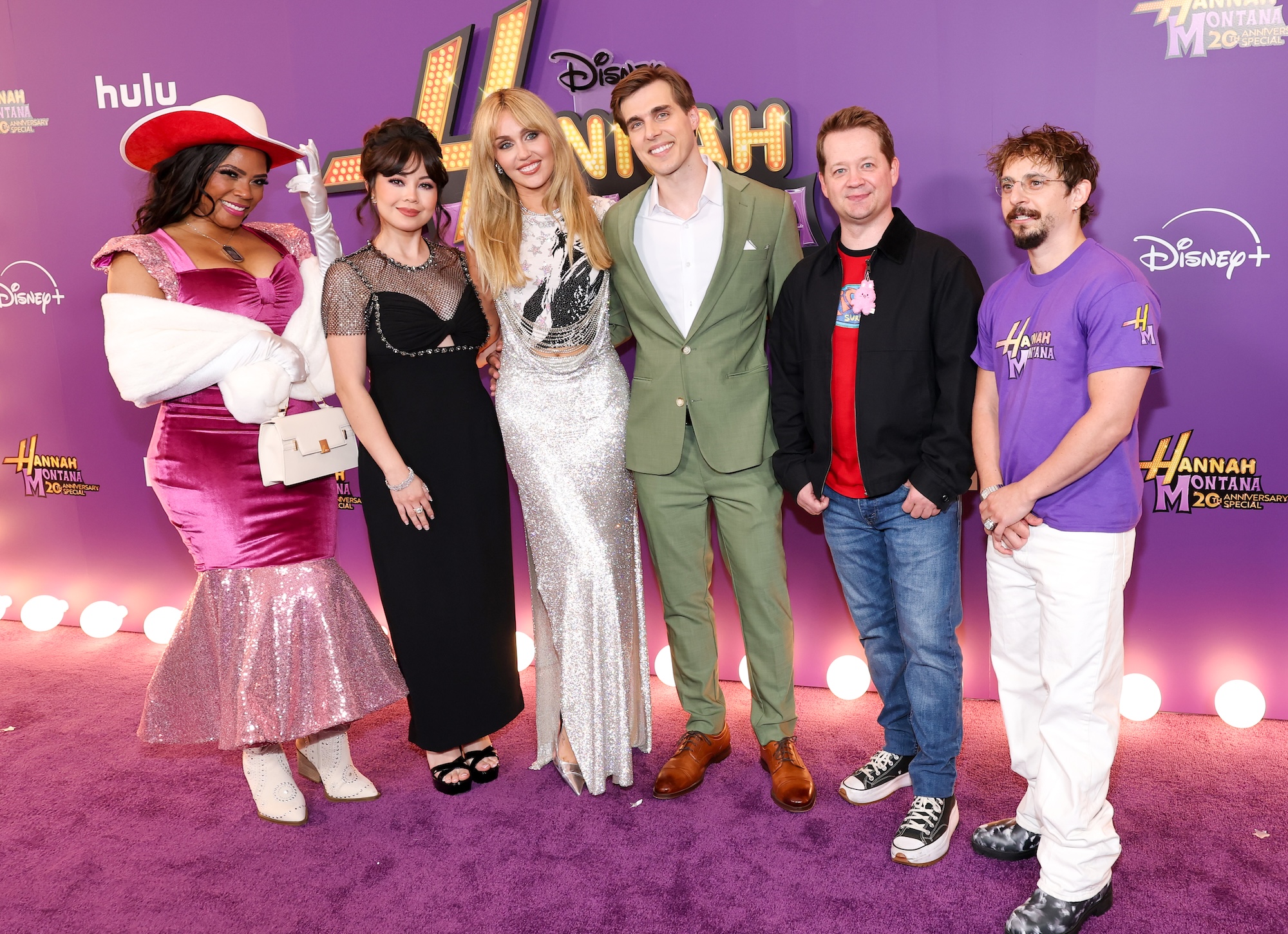 Miley Cyrus Hits Red Carpet for 'Hannah Montana 20th Anniversary Special'