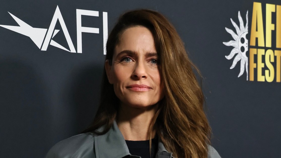 Amanda Peet Shares How Her 3 Kids Reacted to Her Breast Cancer Diagnosis