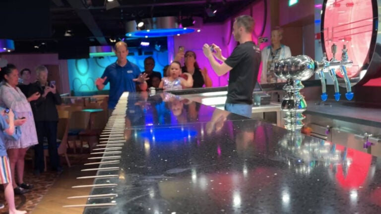 How One Guest Turned His Disney Cruise Sea Days Into a World Record