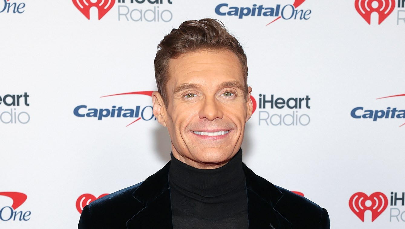 Ryan Seacrest's Hometown Renames High School Football Stadium After Him