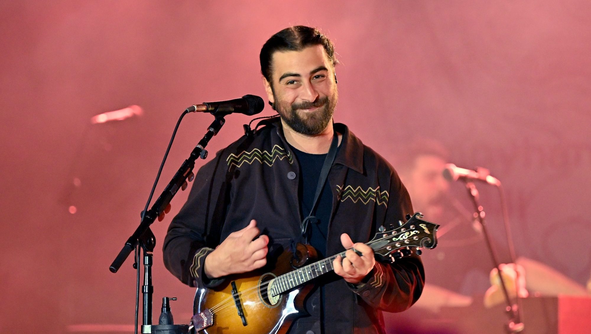 Noah Kahan Breaks Silence After Canceling New York Show at Last Minute