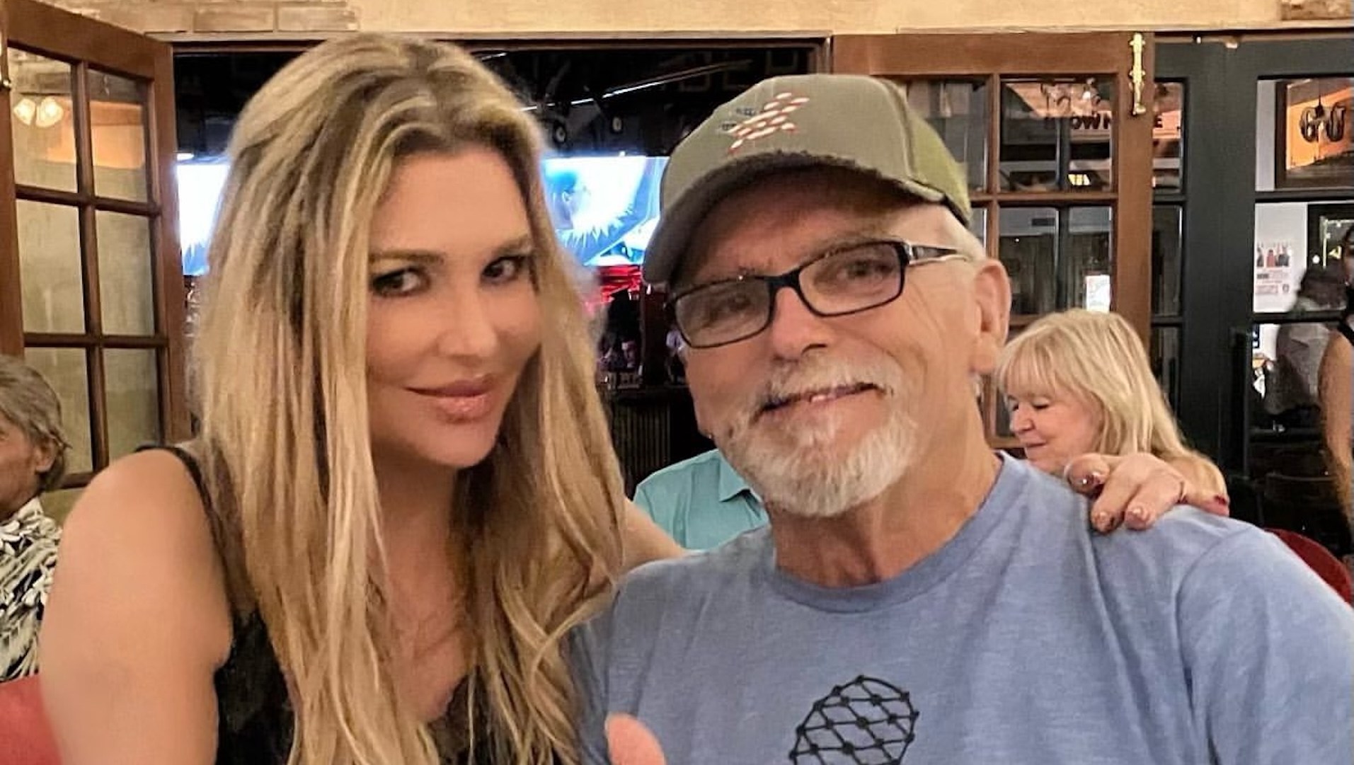 Brandi Glanville Announces Her Father Has Died: 'Hate This Life Right Now'