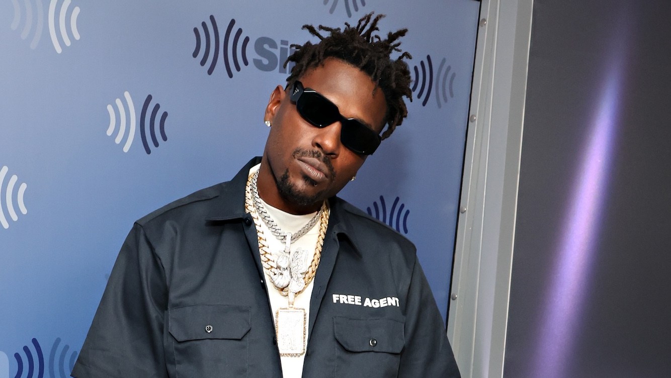 Former NFL Star Antonio Brown Cites 'Stand Your Ground' Law in Murder Case