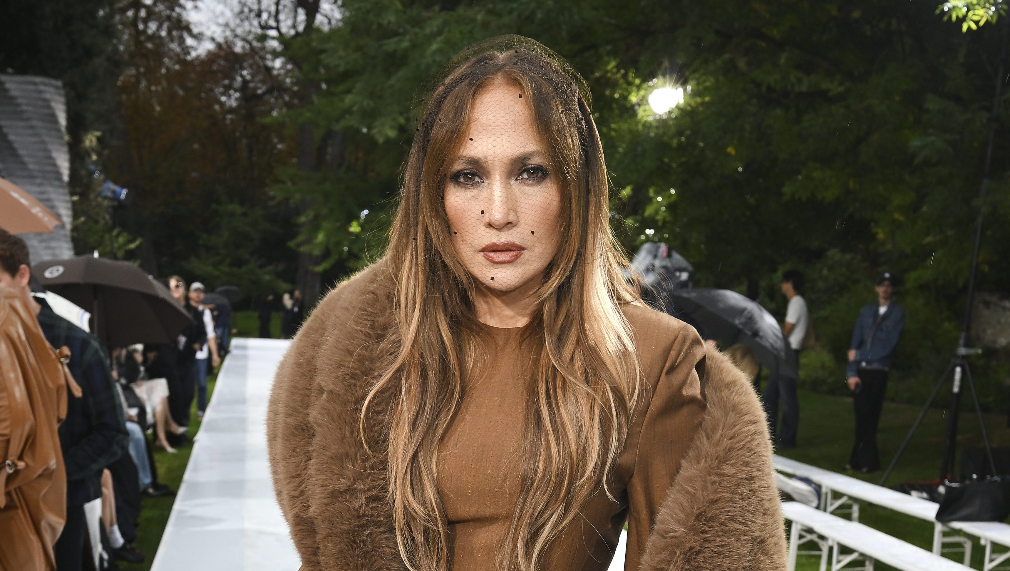 Jennifer Lopez Wore a Flattering Dress Look in Fall's Most Elegant Color