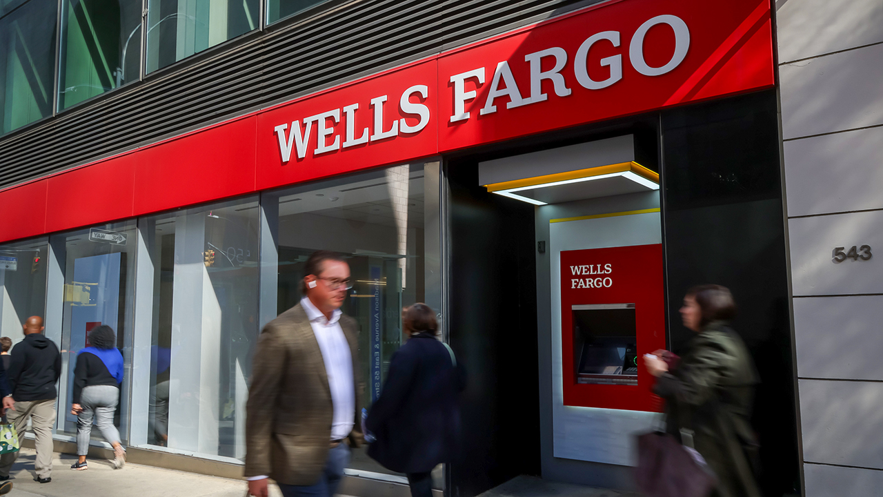 Wells Fargo becomes first major bank to relocate wealth operations headquarters to Florida
