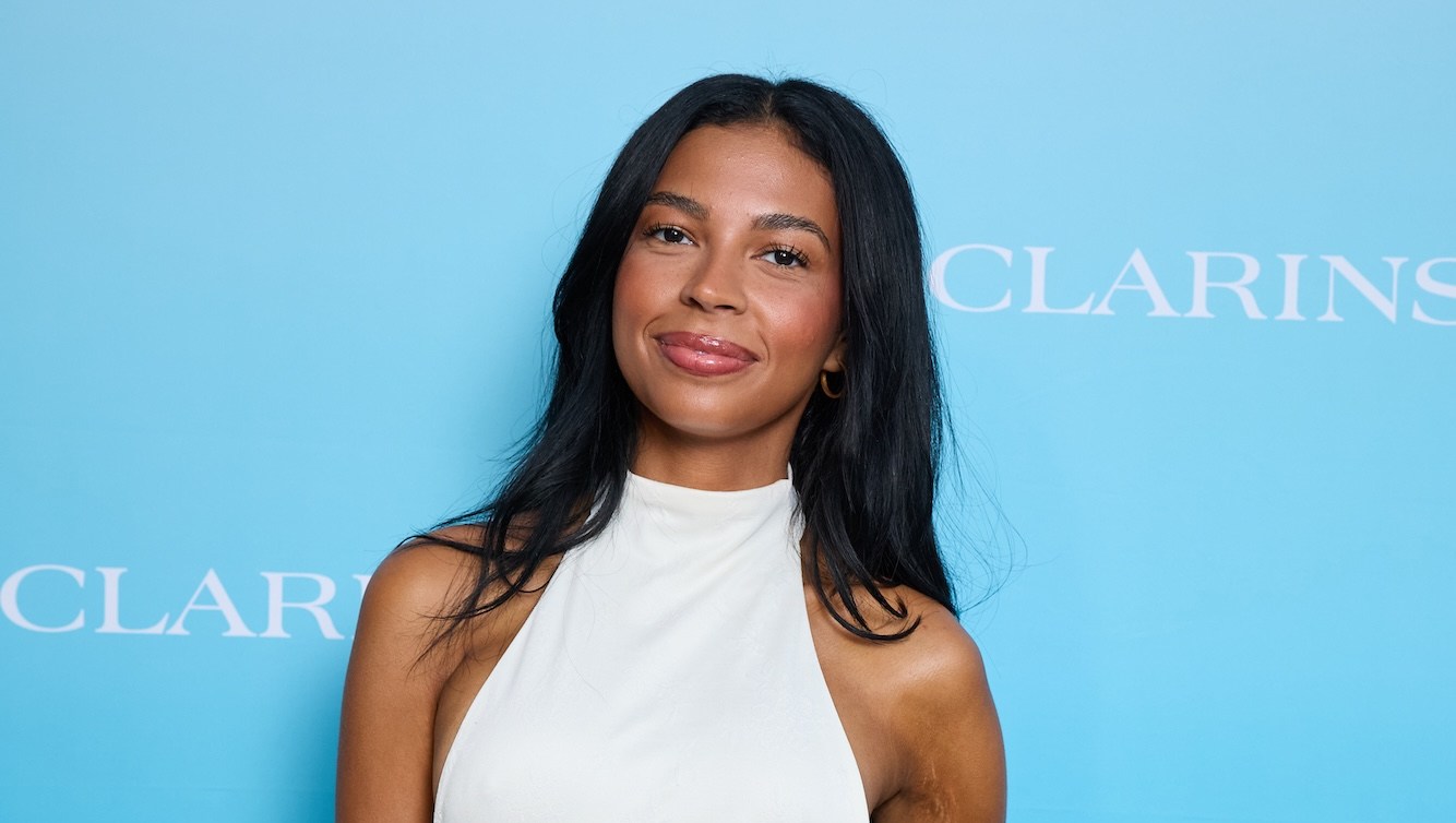 'Mormon Wives’ Star Layla Taylor Teases New Romance After Coming Out as Bi