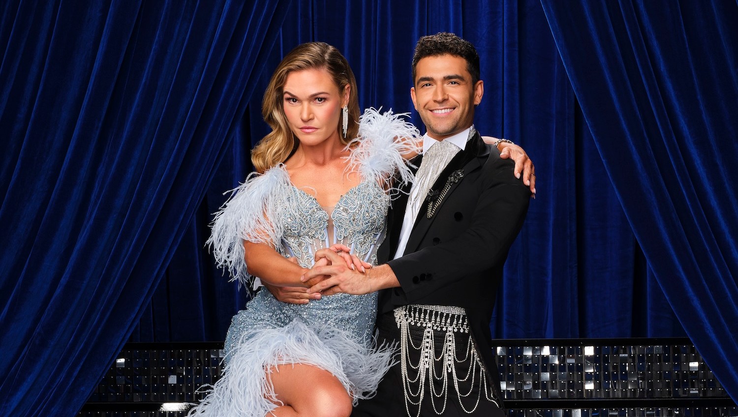 Julia Stiles Jokes 'Save the Last Dance' Didn't Prepare Her for 'DWTS'
