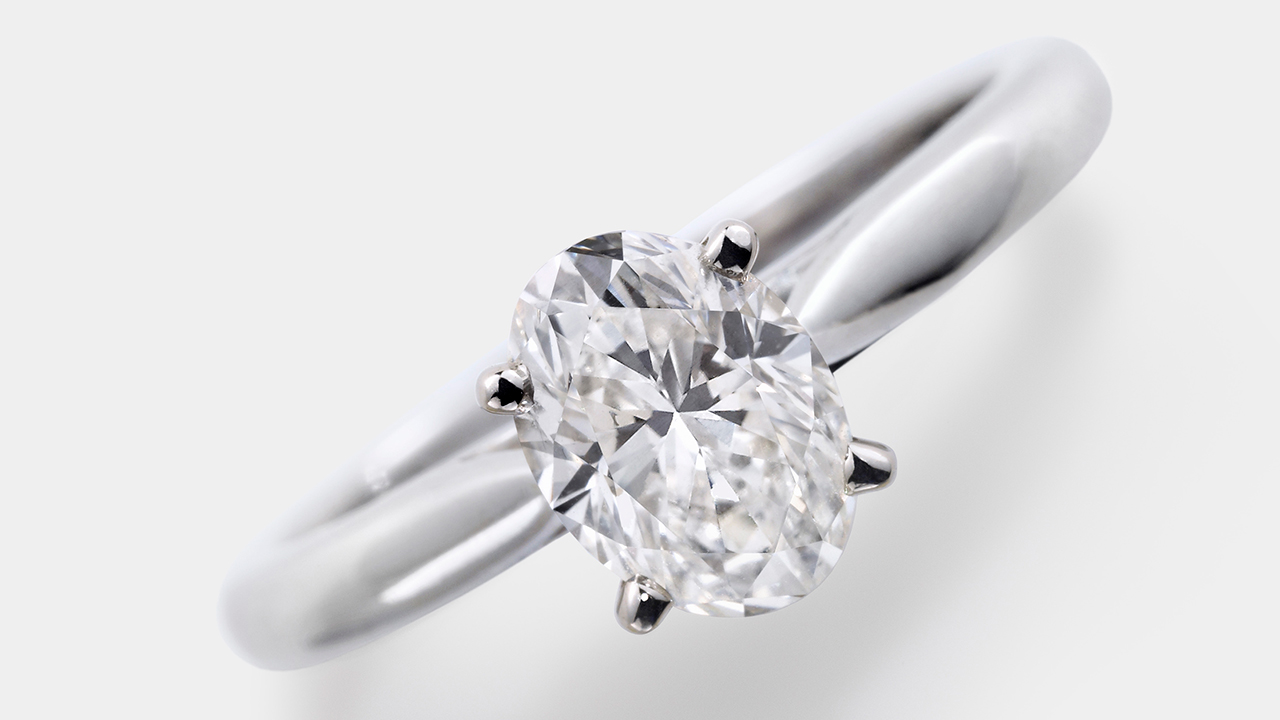 Dave &amp; Buster's offers chance to win diamond engagement ring by playing 'Human Crane' game on Valentine's Day