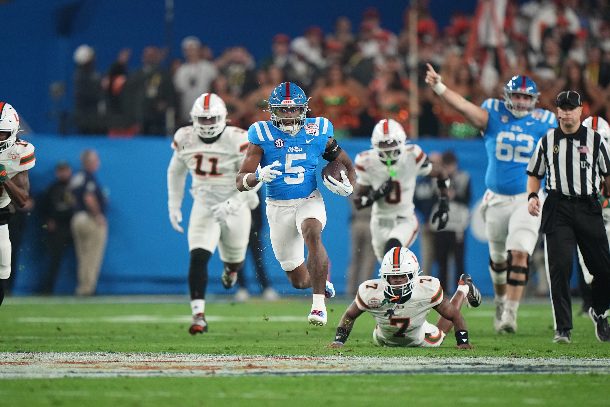 How to Bet on Louisville vs. Ole Miss With DraftKings, FanDuel, BetMGM and More