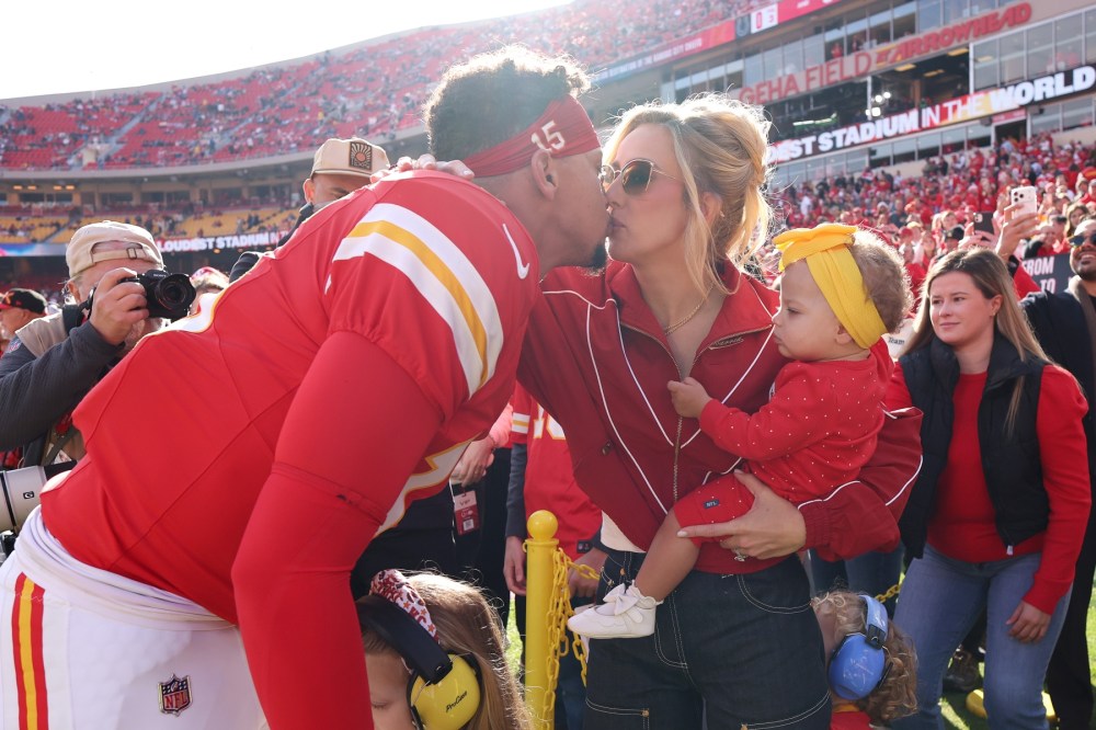Brittany Mahomes Steals the Show With Her Thanksgiving Chiefs Game Outfit