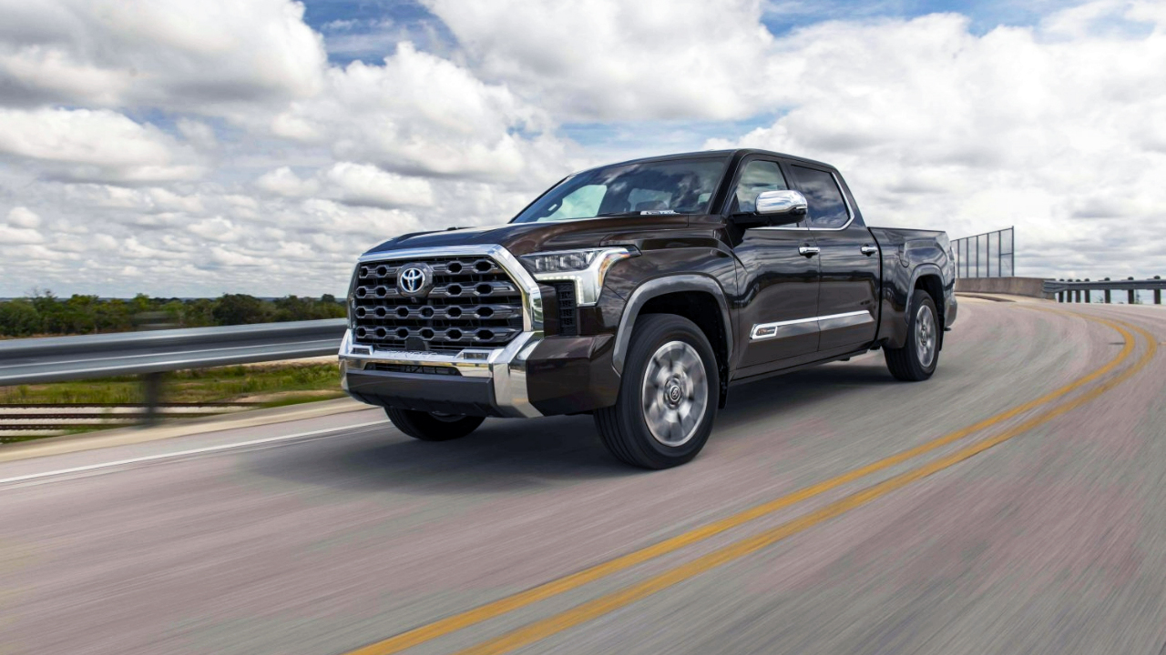 Toyota recalls nearly 394,000 vehicles over rearview camera issue