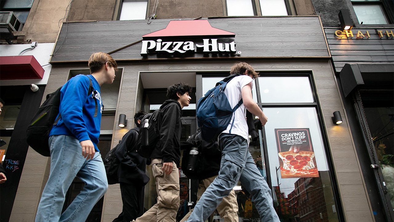 Yum Brands in talks to sell Pizza Hut to private equity firm: report